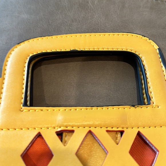 Street Level Faux Leather Cut Out Gold & Orange Small Tote or Crossbody Bag - Picture 10 of 11
